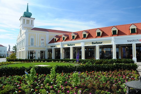 Designer Outlet Parndorf Designer Outlet Parndorf Mcarthur glen