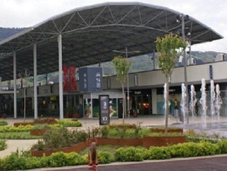 Bilbao Outlet Geschäft Fashion Outlet Barakaldo
